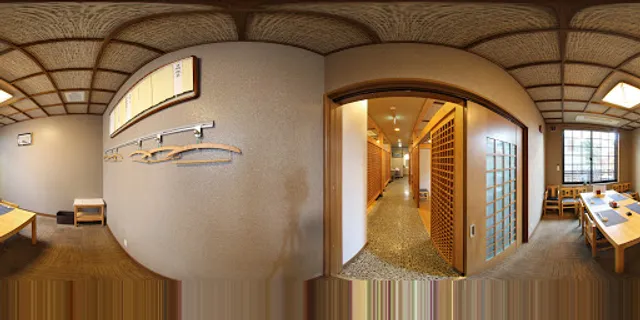 寿し島川 (有)鮨富