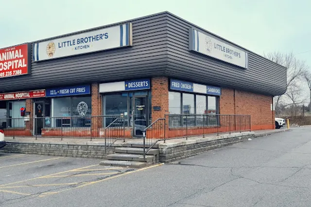 Hunny Benny Chicken Plus (Newmarket)