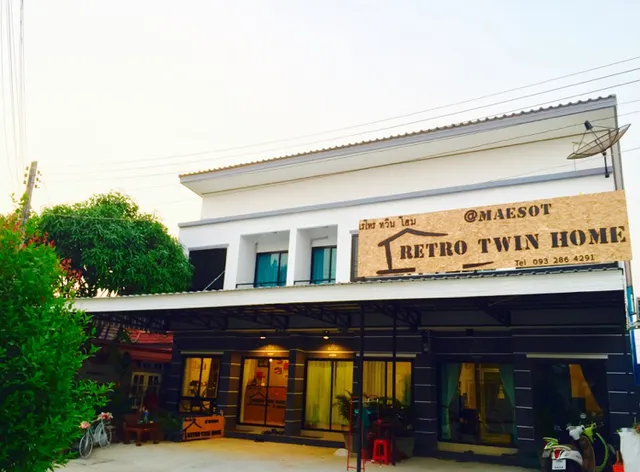 RETRO Twin Home @Maesot ที่พักรายวันแม่สอด