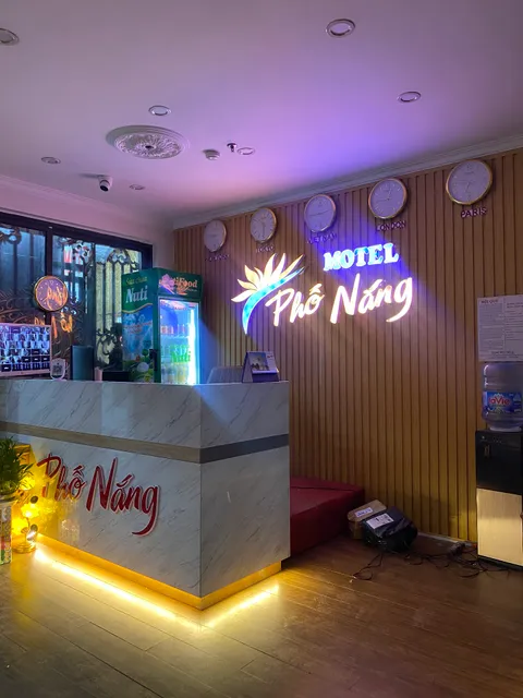Hotel Phố Nắng 2