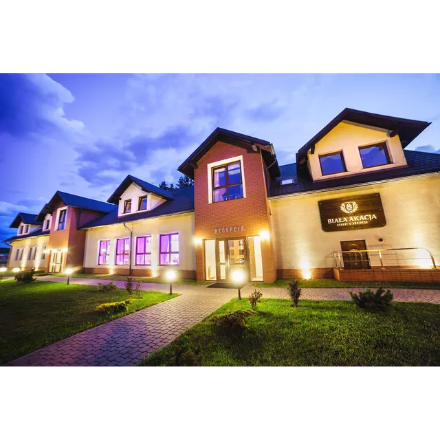 BIAŁA AKACJA Resort & Business