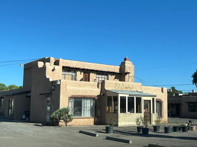 El Camino Motor Hotel
