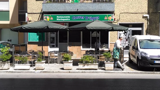 Restaurante Correr de Água