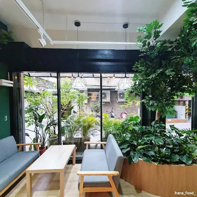 獨角獸森林咖啡館（搬家中暫停營業）（水晶手鍊DIY)Unicorn forest cafe