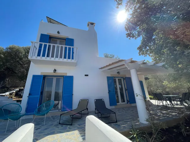 Οι Βελανιδιές