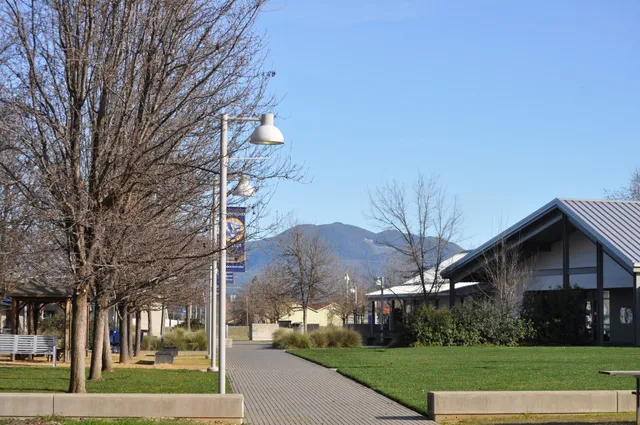 Mendocino College Lake Center