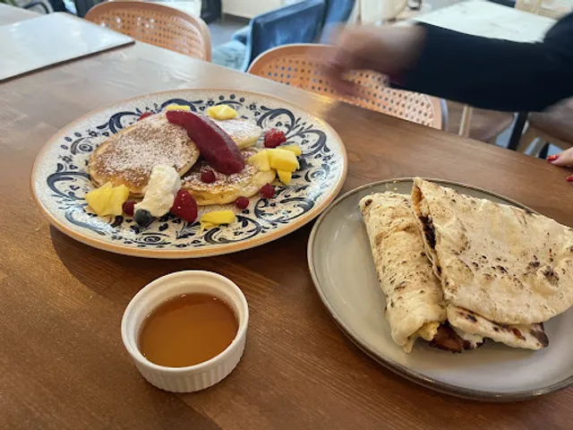 Ombrela Cafe Brunch Bar