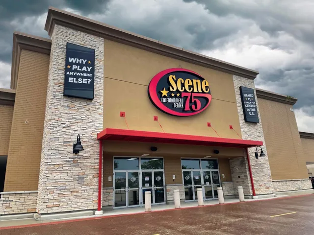 Scene75 Entertainment Center | Chicagoland