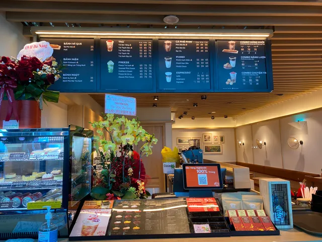 Highland Coffee Airport Phú Bài