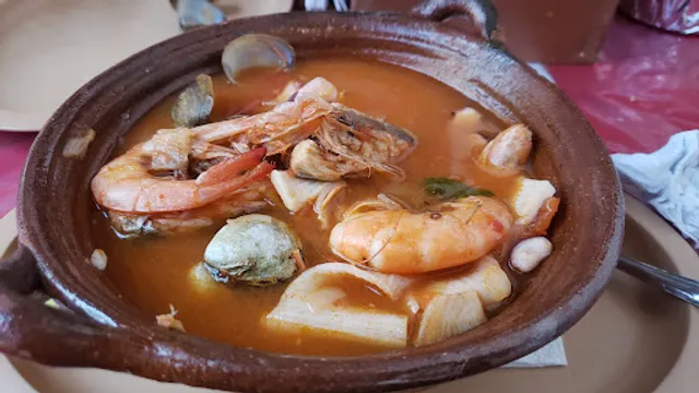Truchas y Mariscos