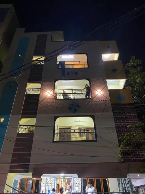 Srinivasa Guest house