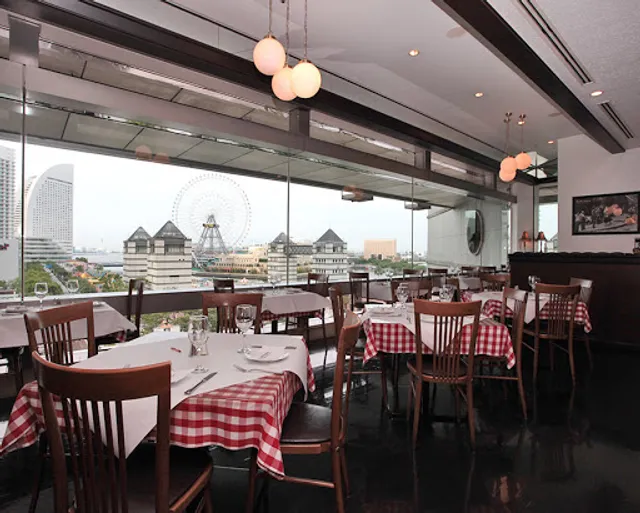 MANGIA MANGIA YokohamaLandMarkTowerten