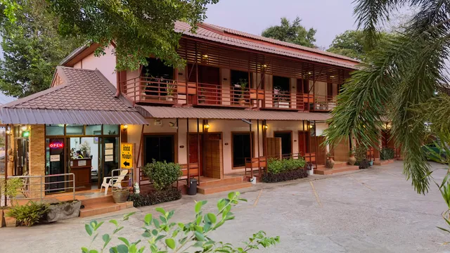 Rommai Resort Sakon Nakhon