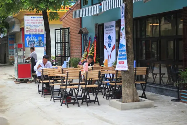 Hôm Collection Coffee & Food [26 Tôn Thất Tùng]