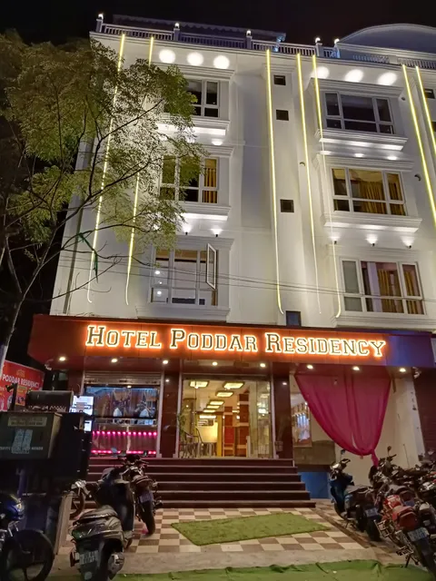 Hotel Poddar Residency