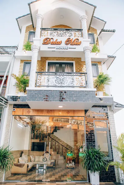 Dalat Mist House