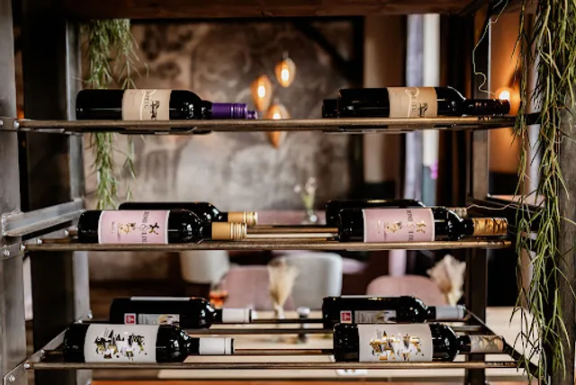 Restaurant 't Ambtshuis,shared dining