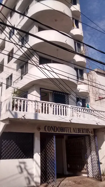 CONDOHOTEL ALBERTO'S
