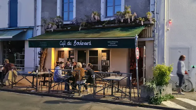 Le Café du Boulevard