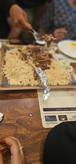 Chithi Hotel (Family Restaurant)