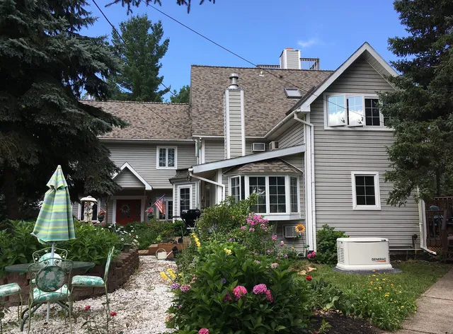 Bonnie Castle Farm B & B