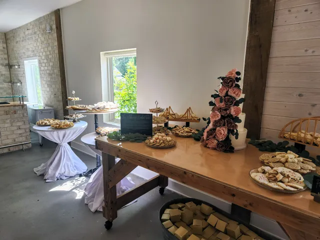 This and That Trading Post