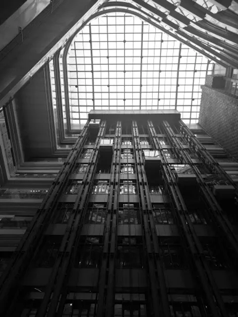 上海宣传画艺术中心