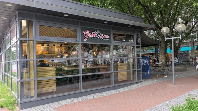 Grill-Maxx & Biergarten Holstenplatz