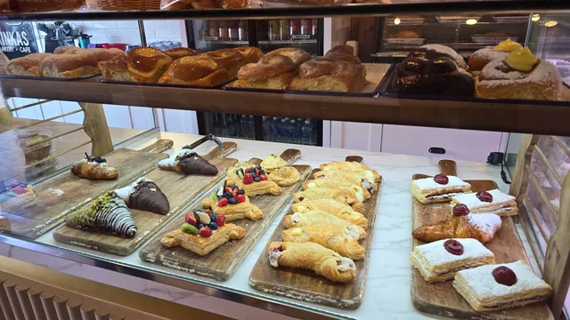 Kinkas Bakery Cafe Lutz