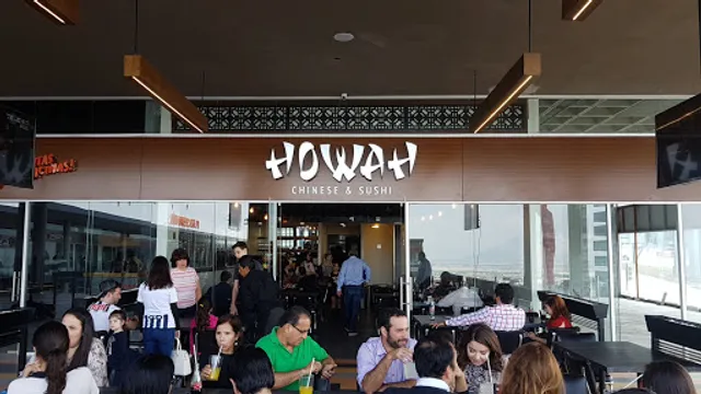 HOWAH Plaza Serrania