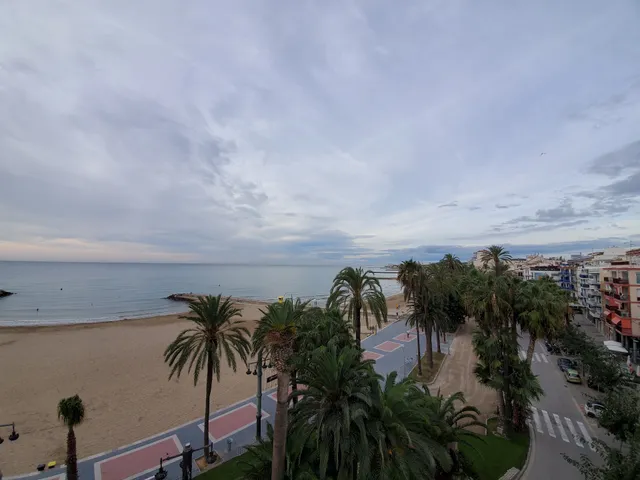 Sitges Group Ribera Beach - Ocean Blue