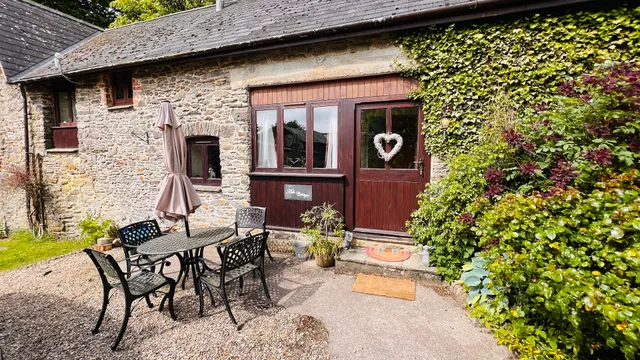 Liscombe Farm Cottages