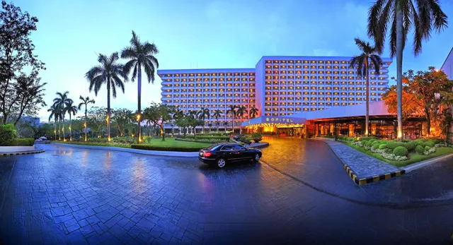 Sofitel Philippines Plaza Manila