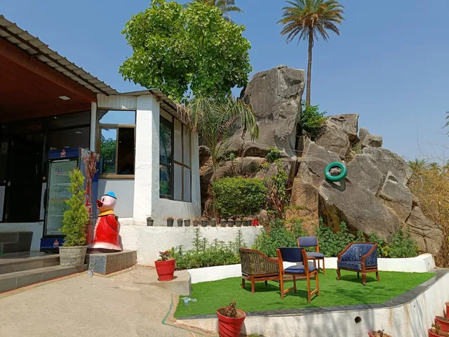 Kaka Inn mount abu nakki lake