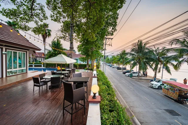 RimLay Beachfront Pool Villa : ริมเล บีชฟร้อนท์ พูลวิลล่า