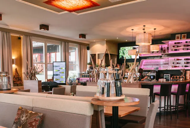 CASA-M - Mediterranes Restaurant & Bar