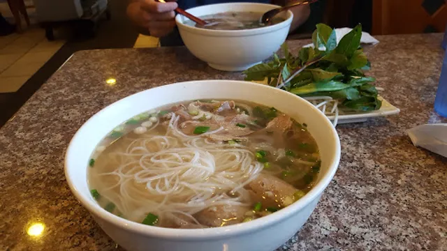 Phở Xe Lua