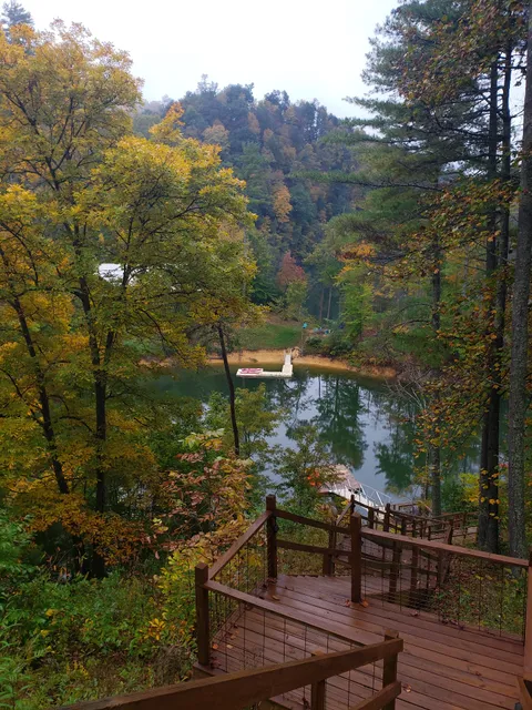 Lake Hideaway Chalet