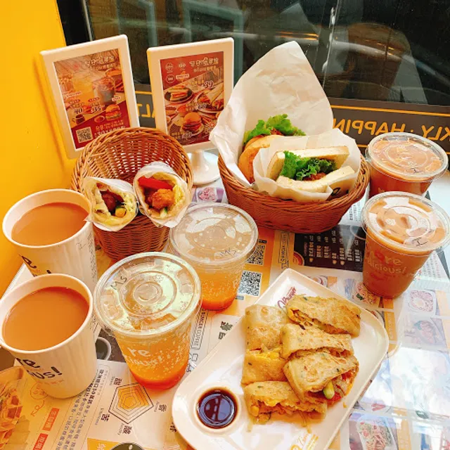 Q Burger 中清同榮店(直營)