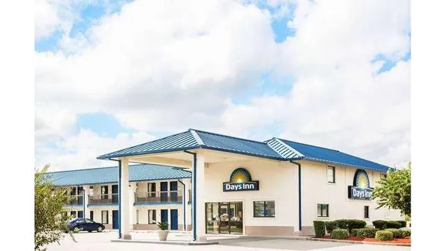 Days Inn by Wyndham Valdosta I-75