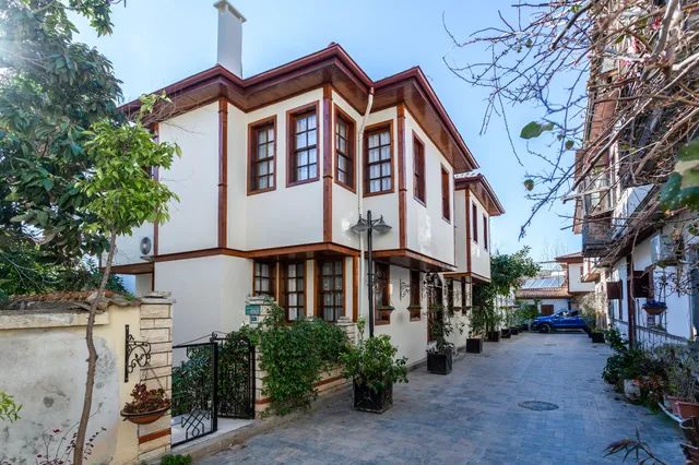 Defne Suites Oldtown