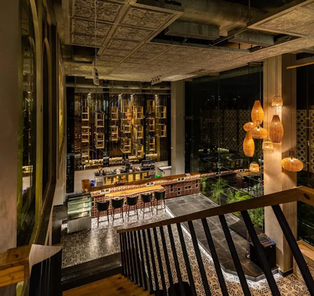 Chaurahe Ke Paar - Cafe & Lounge