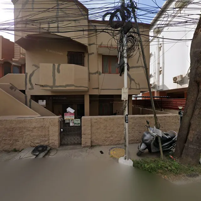 OYO 69647 Yash Lodge