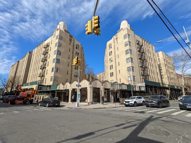 Noonan Plaza Apartments