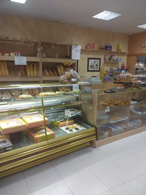 Panadería - Confitería Mediterráneo