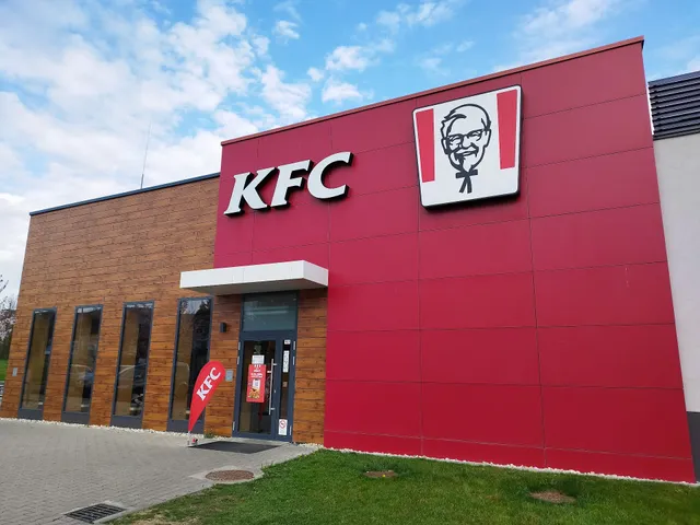 KFC Pécs Tesco DT