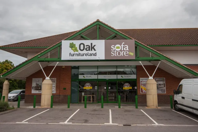Oak Furnitureland