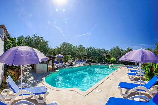 Olive Garden Camp Resort