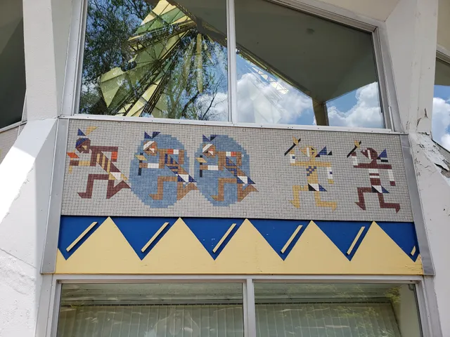 Pavilion Cheese & Gifts