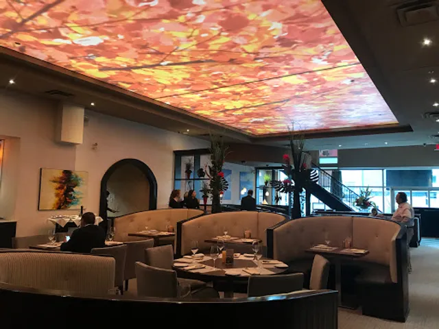 Restaurant Calvi — Steakhouse, Pâtes & Fruits de Mer | Restaurant Laval